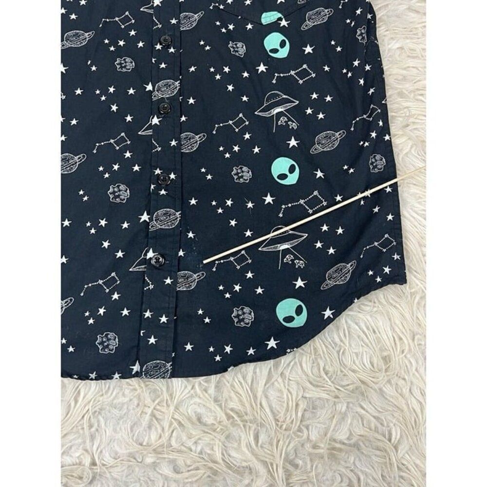 Hot Topic Shirt Men's Small Alien All Over Print Space UFO Constellation Camp - Picture 3 of 9